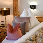 Boutique Pinzgauerhof 3* 卡普伦